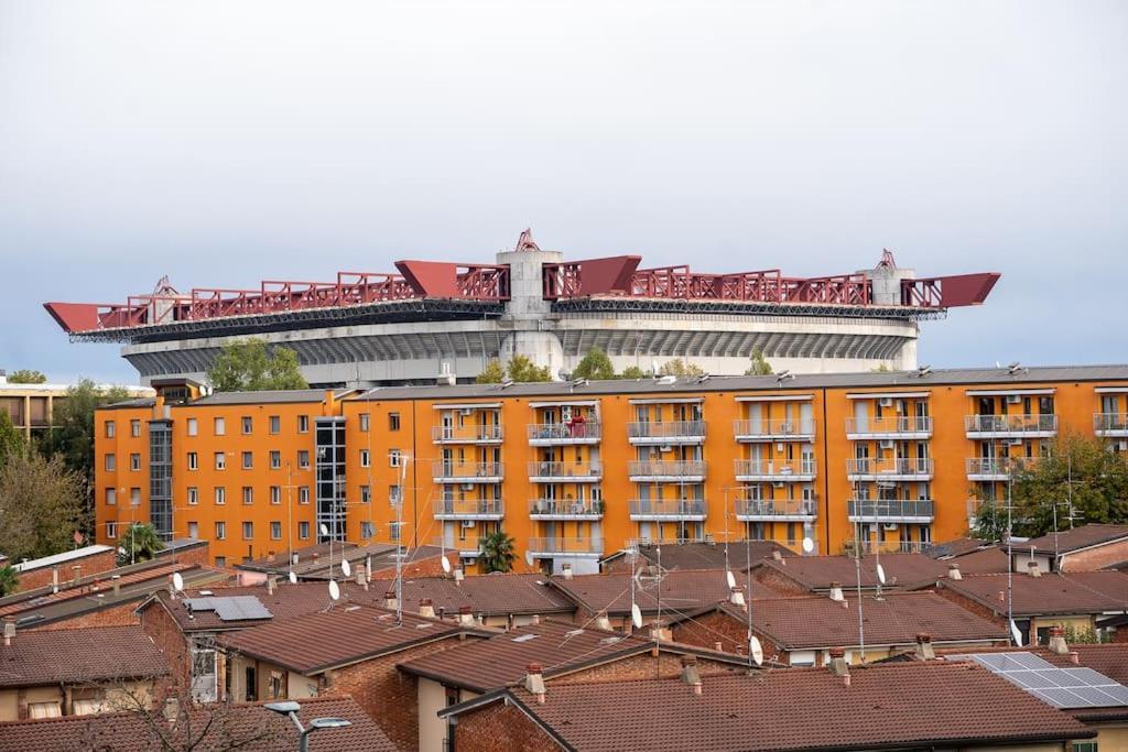 Appartamento A 500 Metri Da San Siro Милано Екстериор снимка